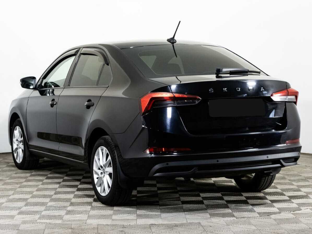 Skoda Rapid с пробегом — 2021 год. Фото: #5