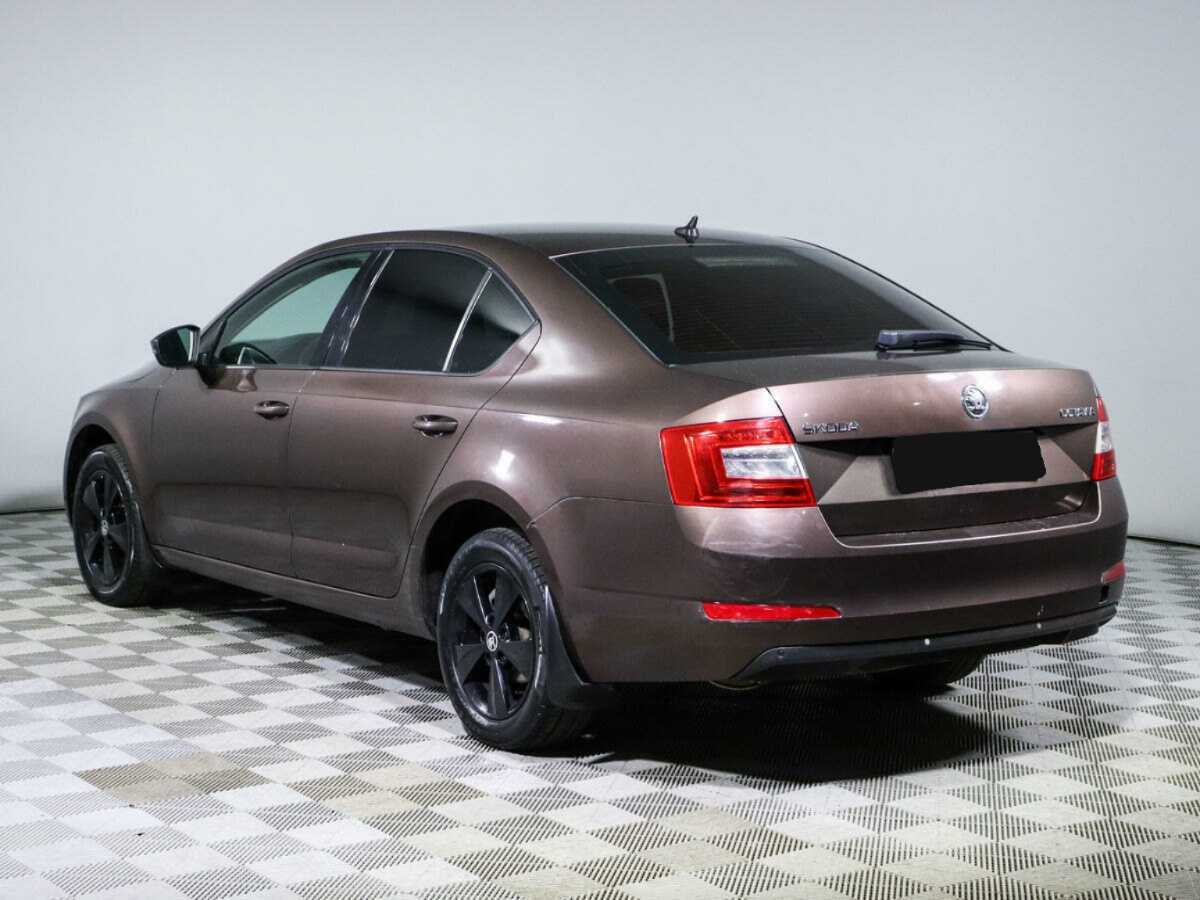 Skoda Octavia с пробегом — 2013 год. Фото: #5
