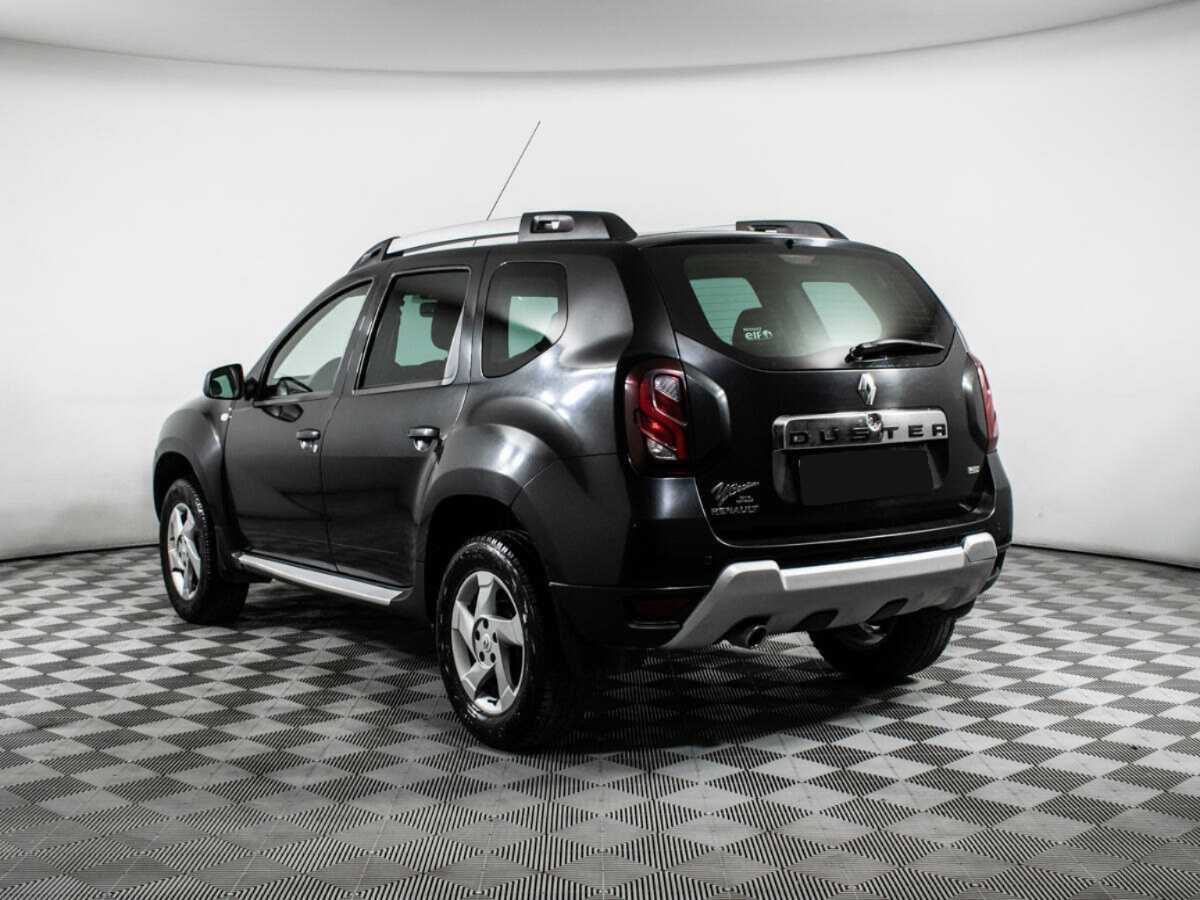 Renault Duster с пробегом — 2015 год. Фото: #6
