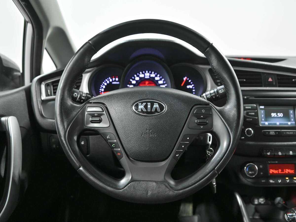 Kia Ceed с пробегом — 2017 год. Фото: #7