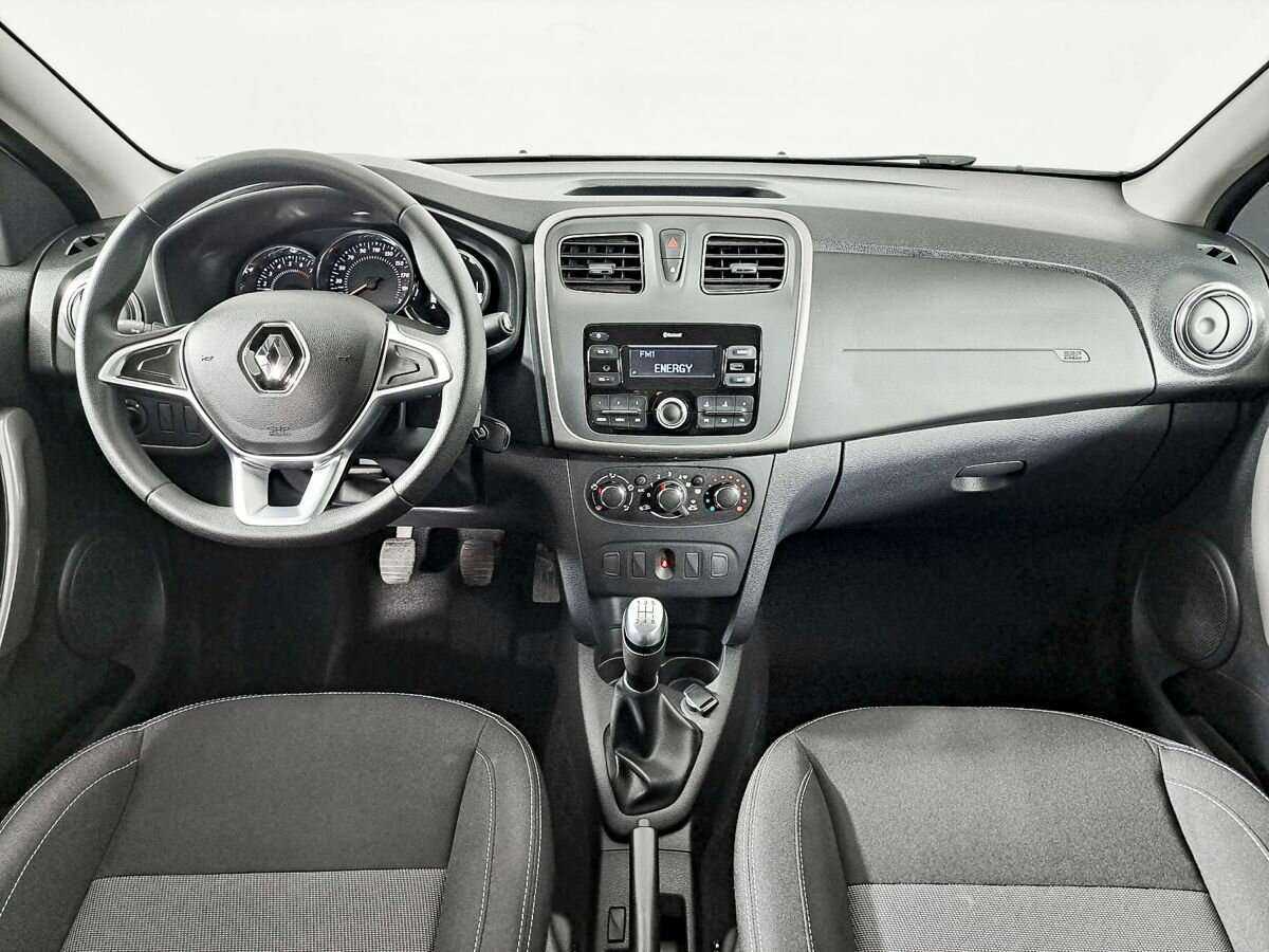 Renault Logan с пробегом — 2021 год. Фото: #11