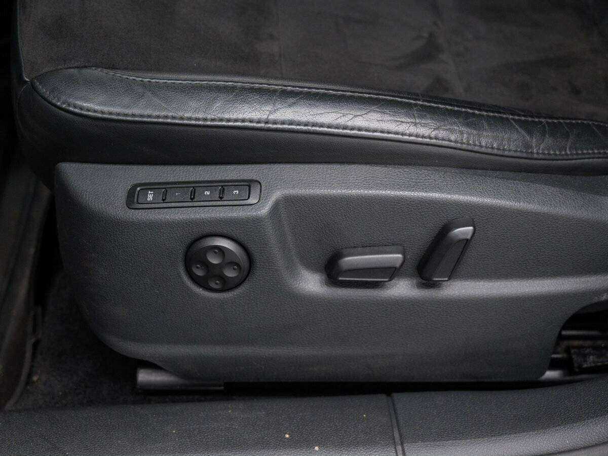 Skoda Superb с пробегом — 2014 год. Фото: #16