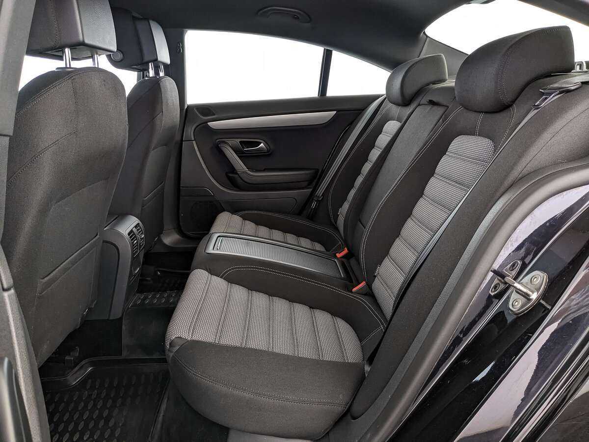 Volkswagen Passat CC с пробегом — 2012 год. Фото: #13