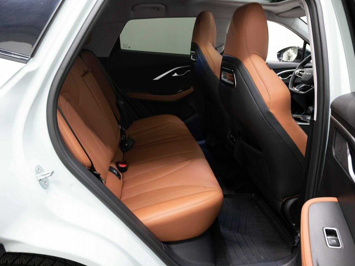 OMODA C5 с пробегом — 2022 год. Фото: #9