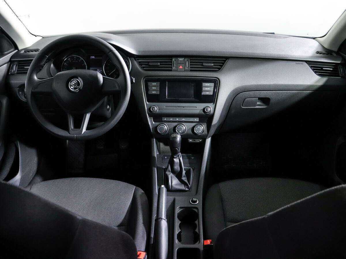 Skoda Octavia с пробегом — 2016 год. Фото: #9