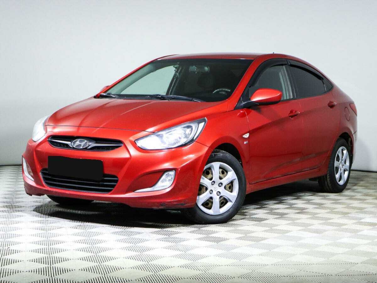 Hyundai Solaris с пробегом — 2013 год. Посмотреть фото