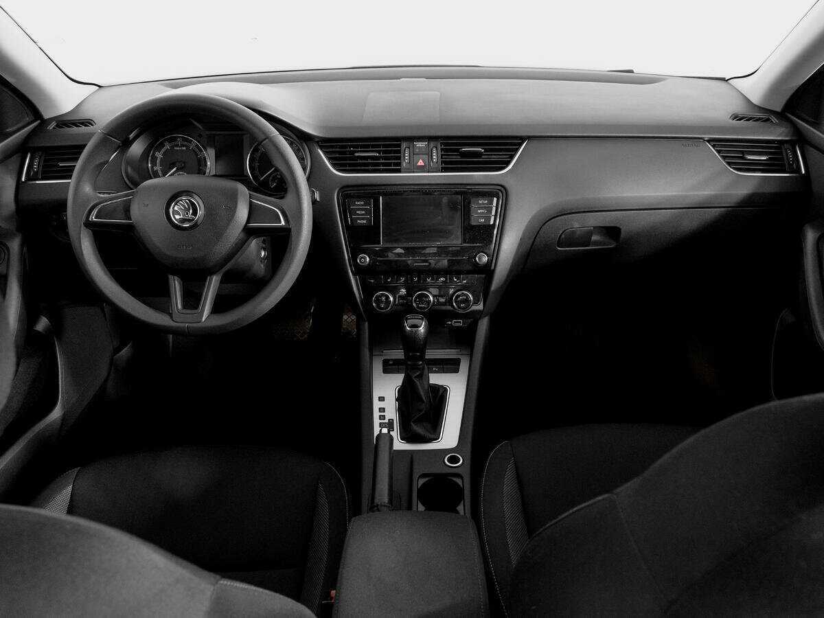 Skoda Octavia с пробегом — 2019 год. Фото: #11