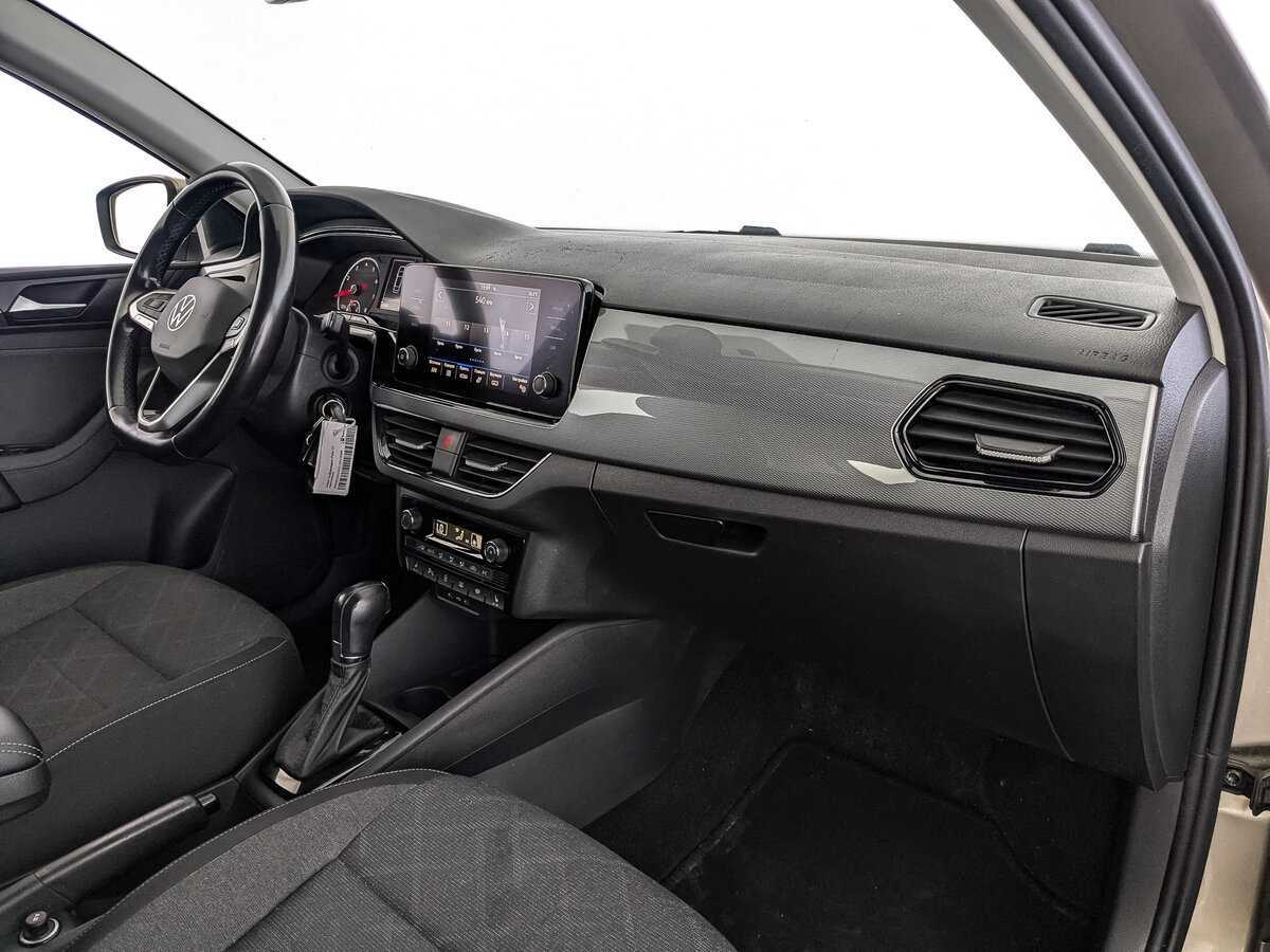Volkswagen Polo с пробегом — 2020 год. Фото: #8