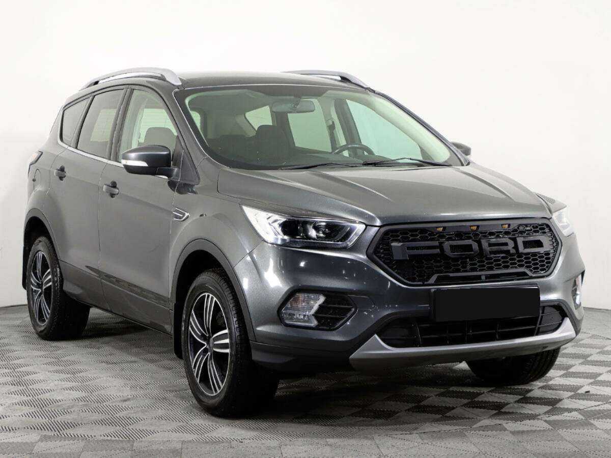 Ford Kuga с пробегом — 2017 год. Фото: #2