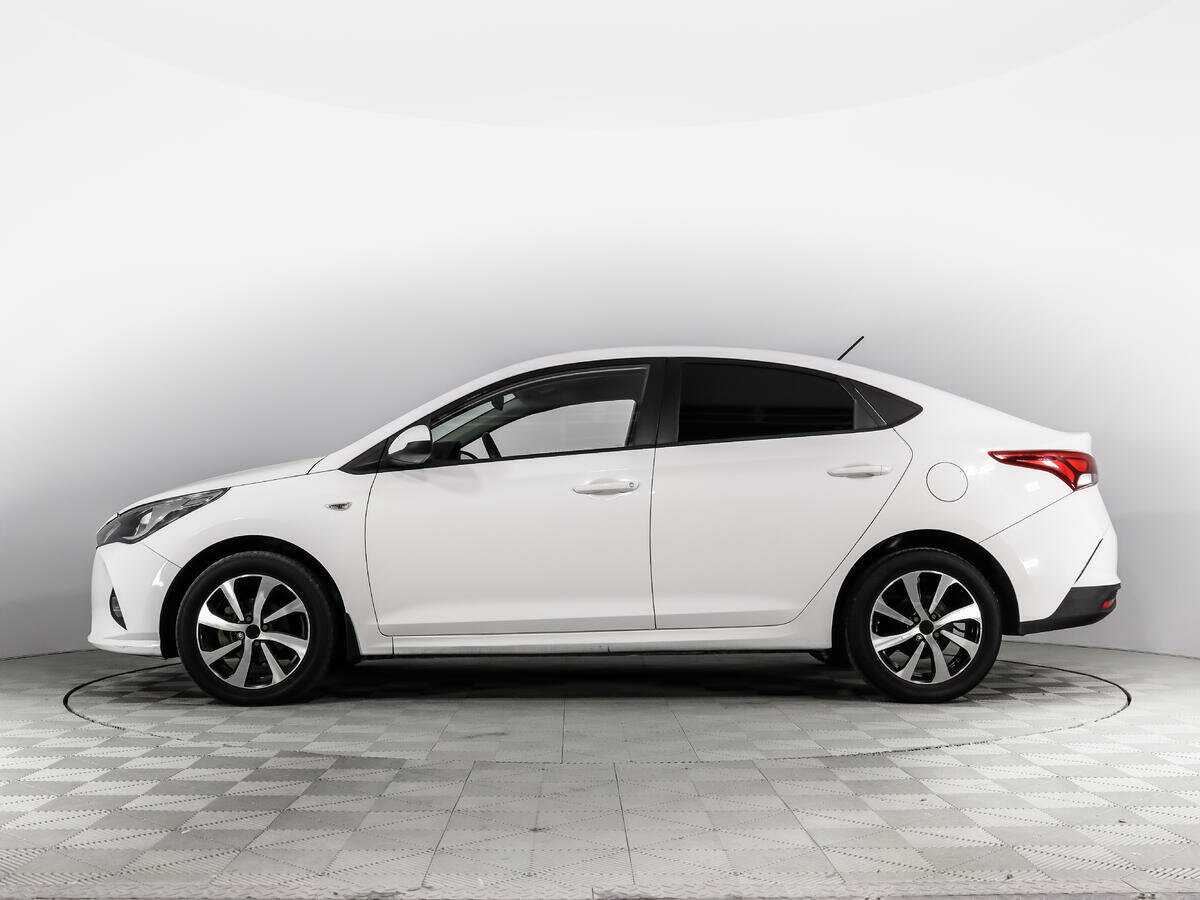 Hyundai Solaris с пробегом — 2021 год. Фото: #7