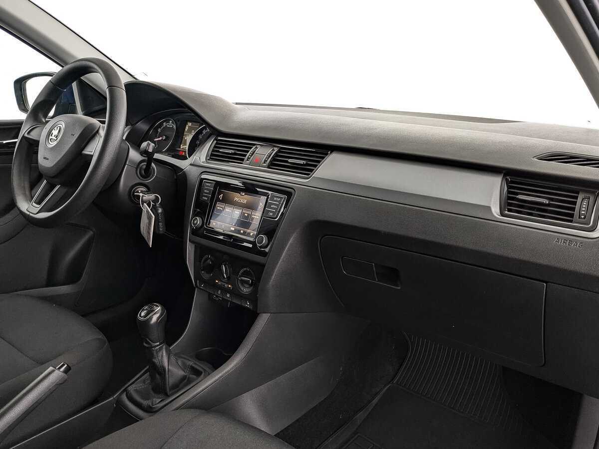 Skoda Rapid с пробегом — 2019 год. Фото: #8