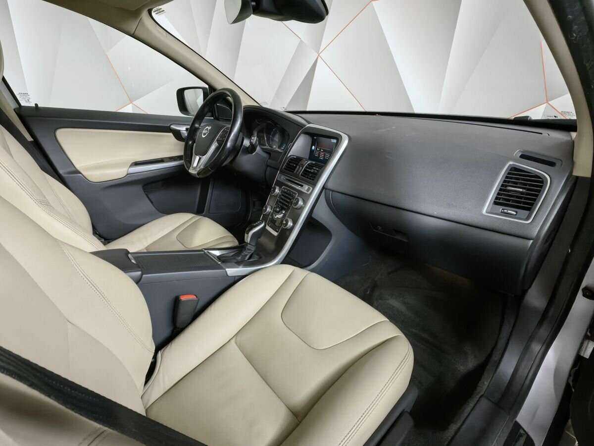 Volvo XC60 с пробегом — 2014 год. Фото: #8