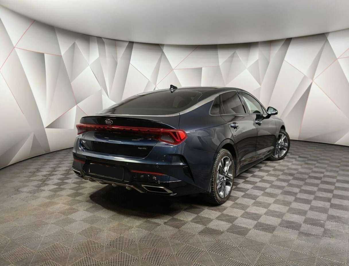 Kia K5 с пробегом — 2021 год. Фото: #1