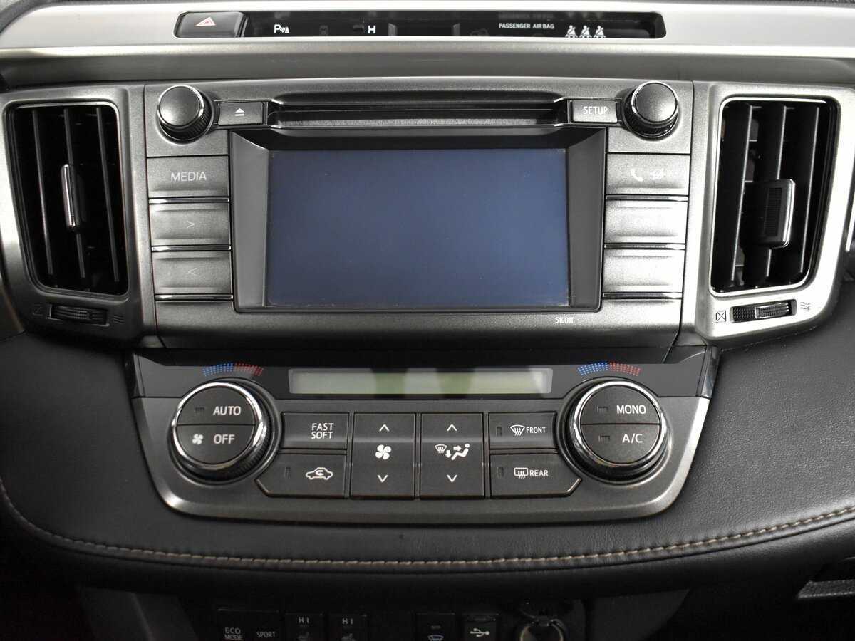 Toyota RAV4 с пробегом — 2014 год. Фото: #12