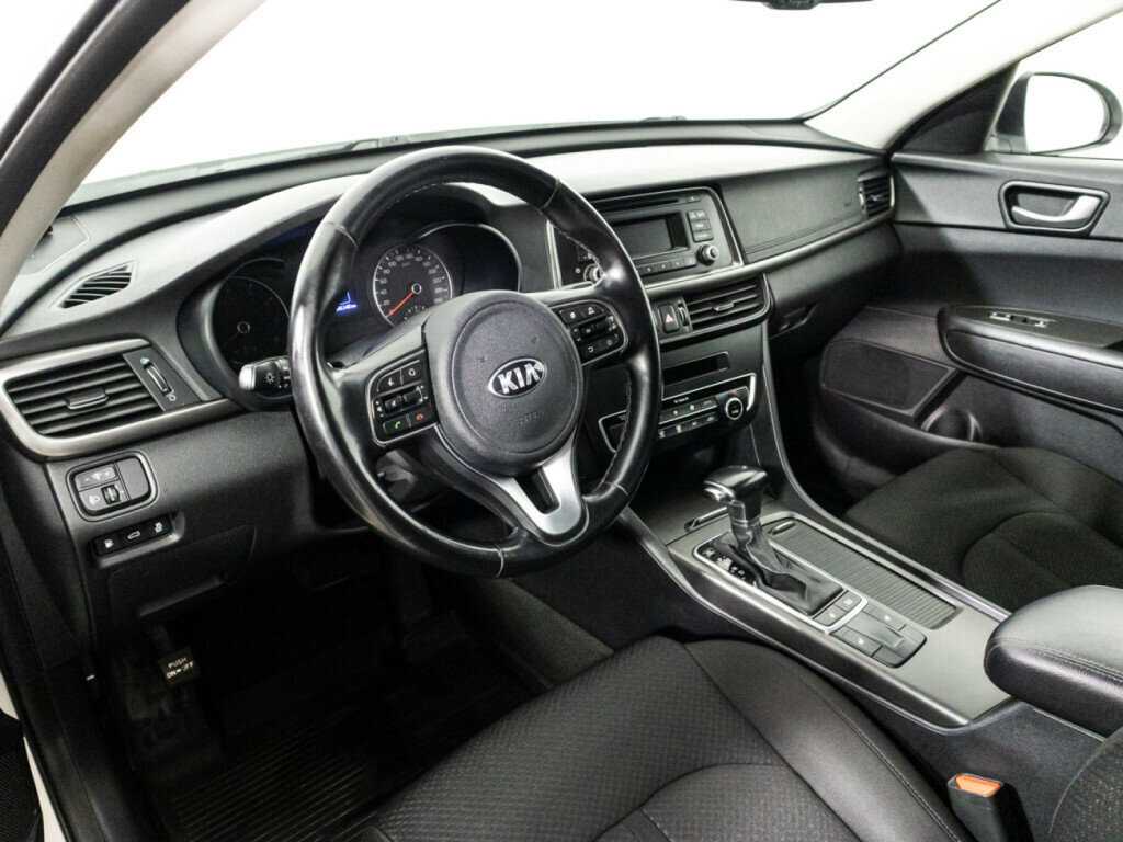 Kia Optima с пробегом — 2016 год. Фото: #10