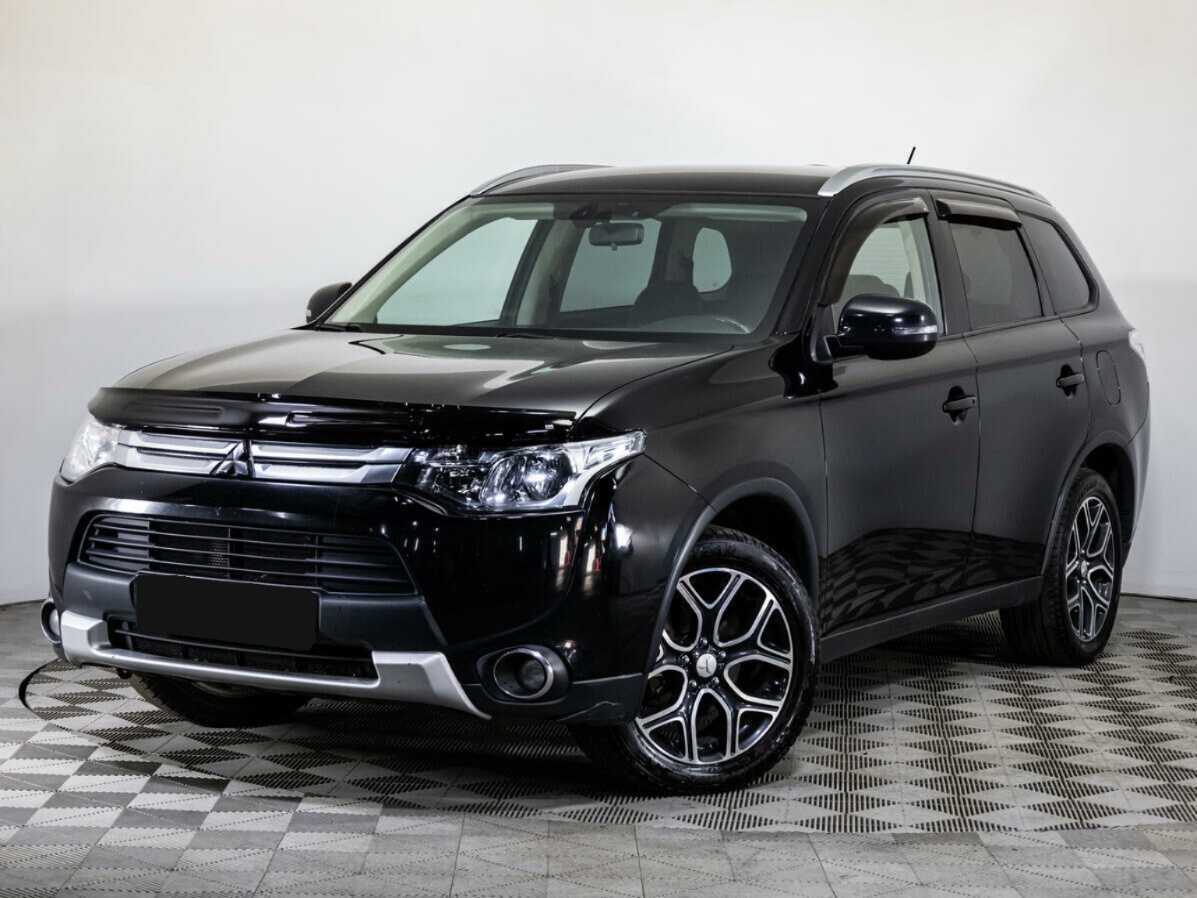 Mitsubishi Outlander с пробегом — 2014 год. Фото: #0