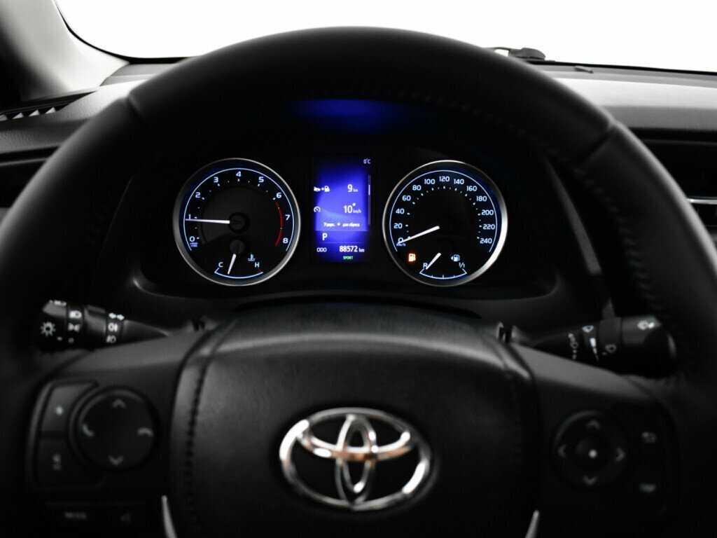 Toyota Corolla с пробегом — 2018 год. Фото: #10