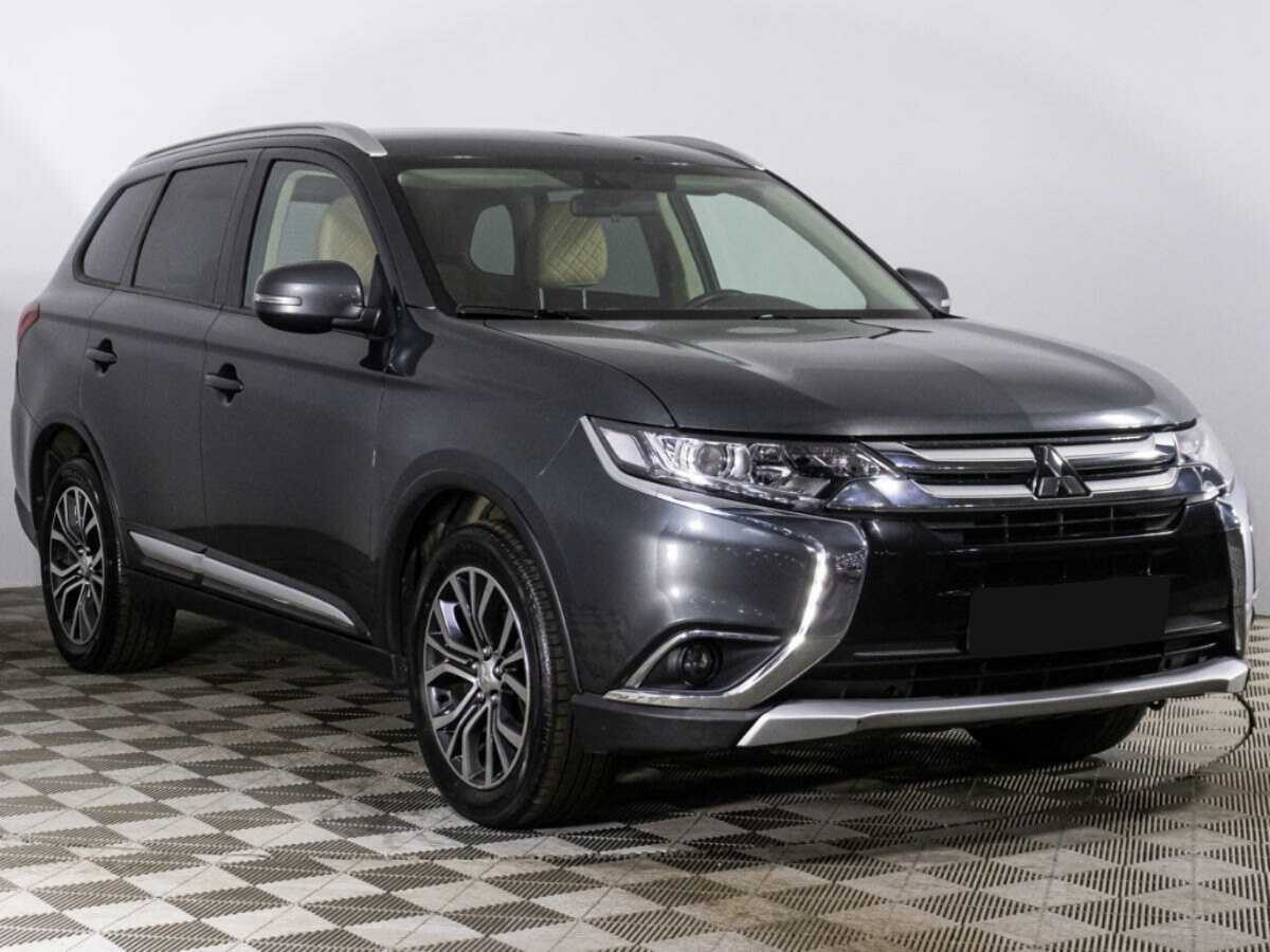 Mitsubishi Outlander с пробегом — 2018 год. Фото: #2