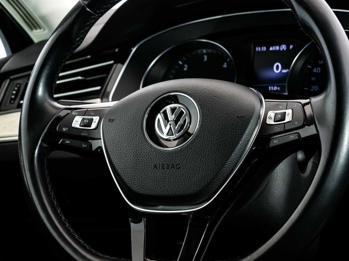 Volkswagen Passat с пробегом — 2018 год. Фото: #9