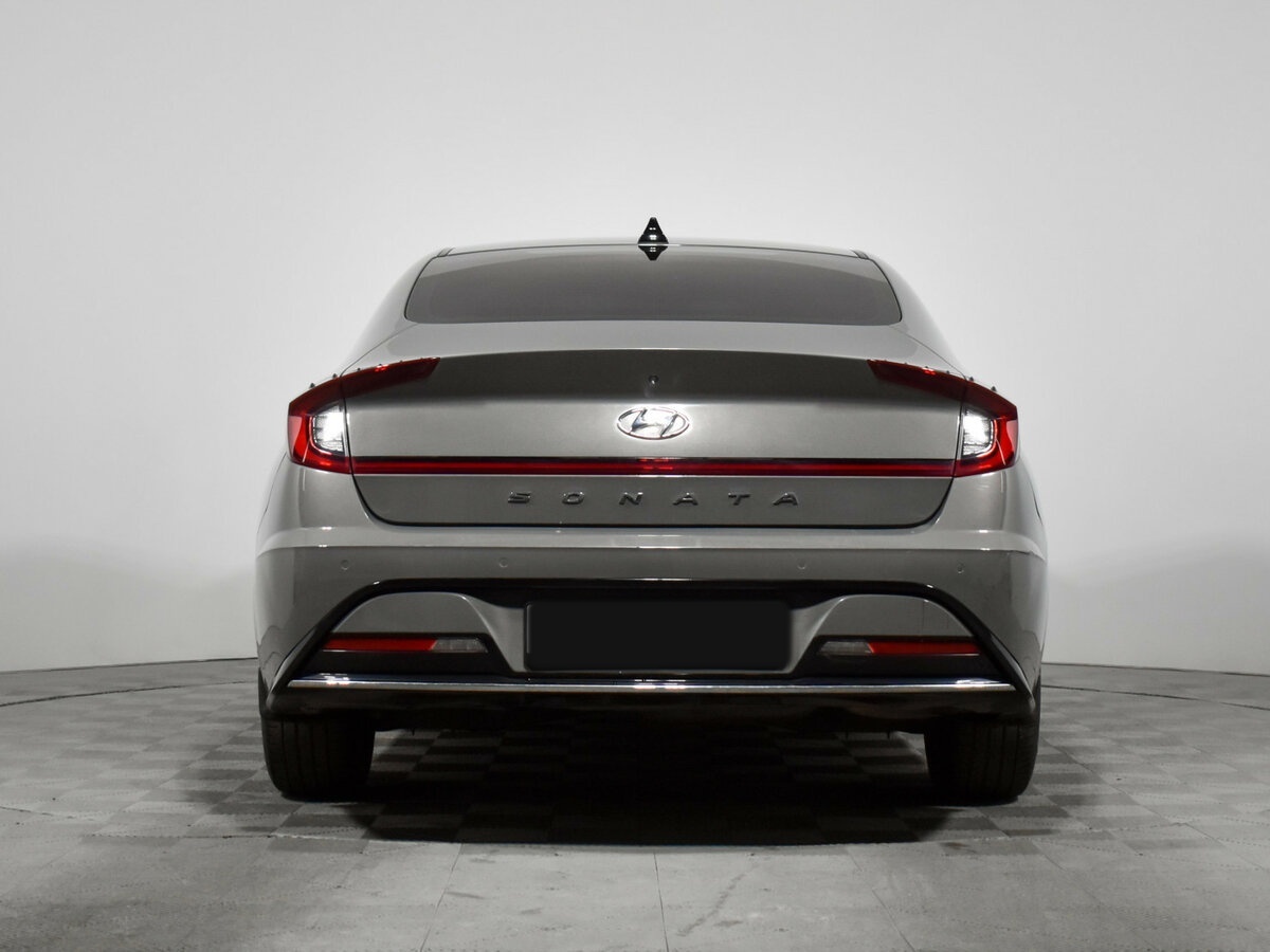 Hyundai Sonata с пробегом — 2020 год. Фото: #3