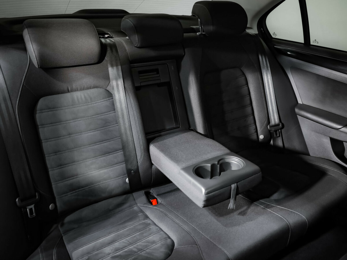 Volkswagen Jetta с пробегом — 2017 год. Фото: #26