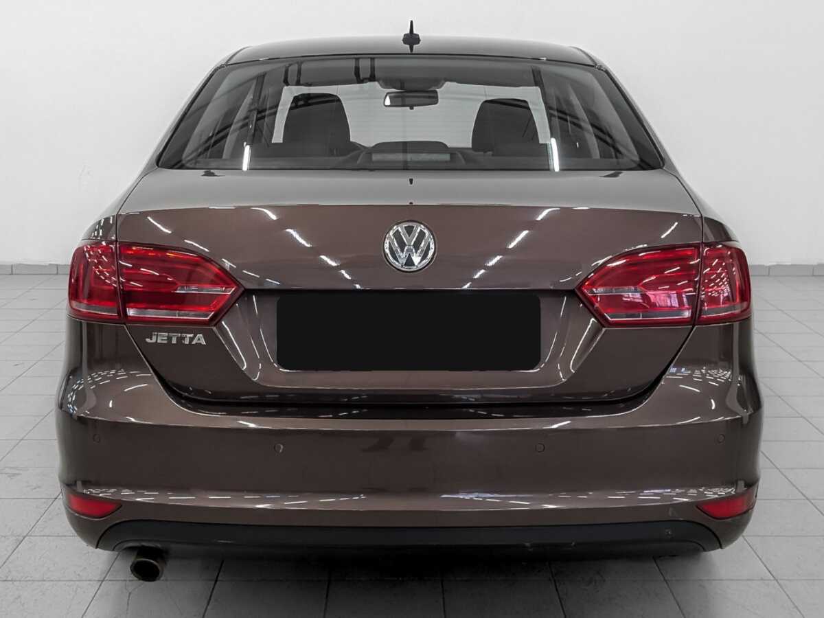 Volkswagen Jetta с пробегом — 2014 год. Фото: #5