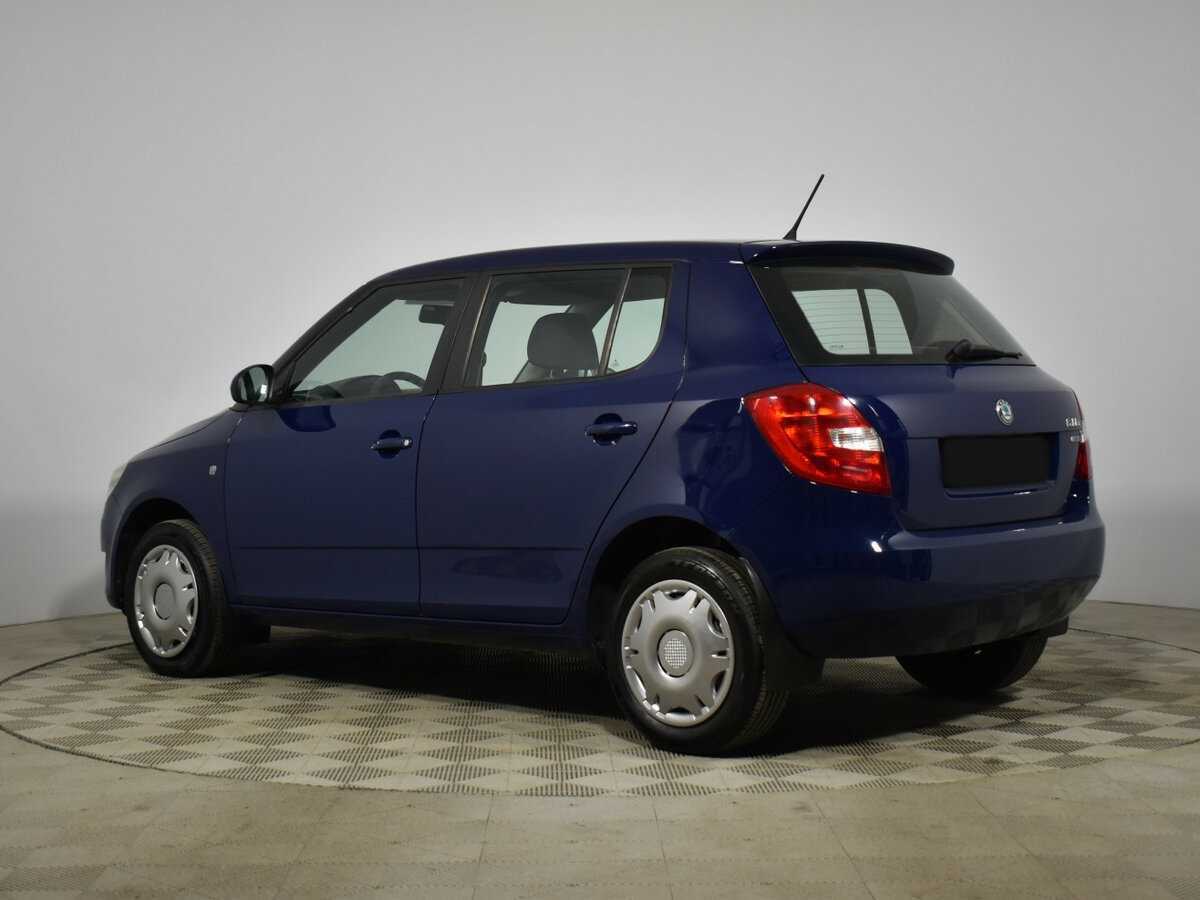 Skoda Fabia с пробегом — 2012 год. Фото: #6