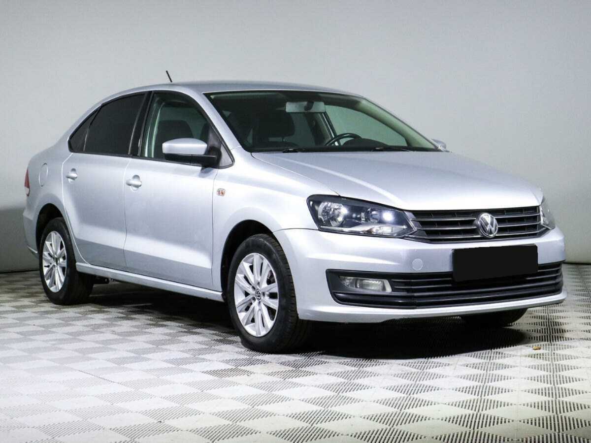 Volkswagen Polo с пробегом — 2016 год. Фото: #2