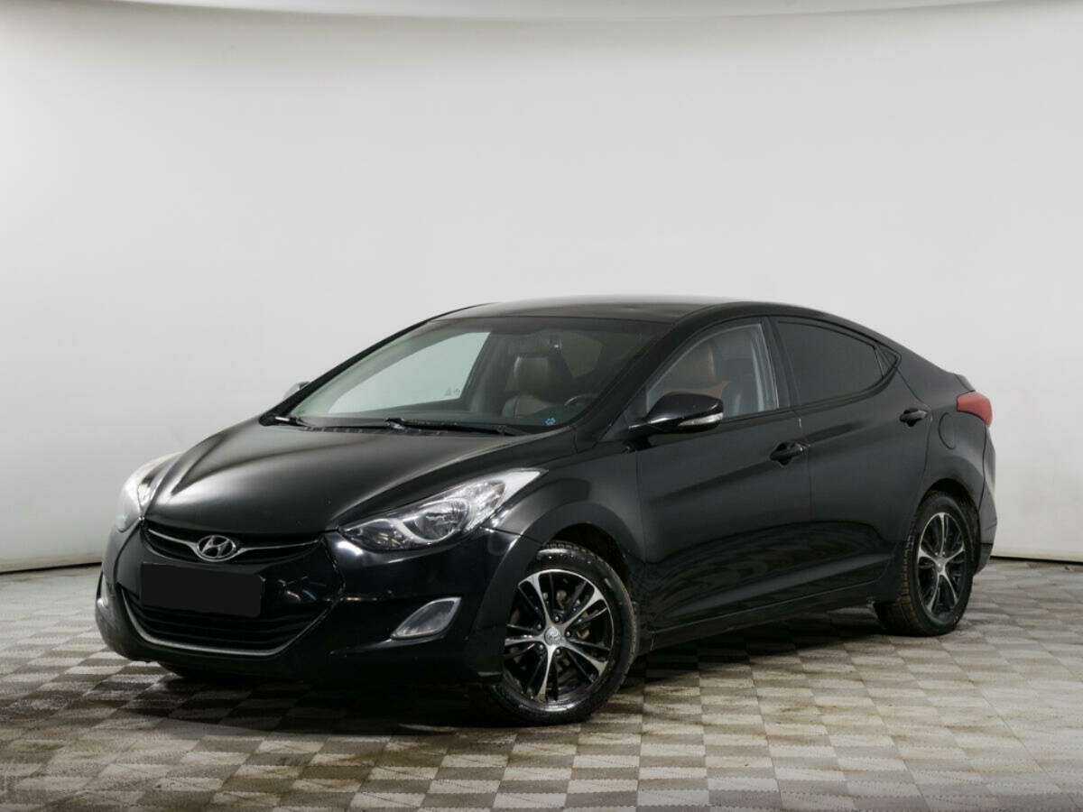 Hyundai Elantra с пробегом — 2012 год. Посмотреть фото