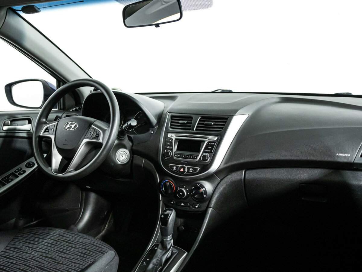 Hyundai Solaris с пробегом — 2016 год. Фото: #8