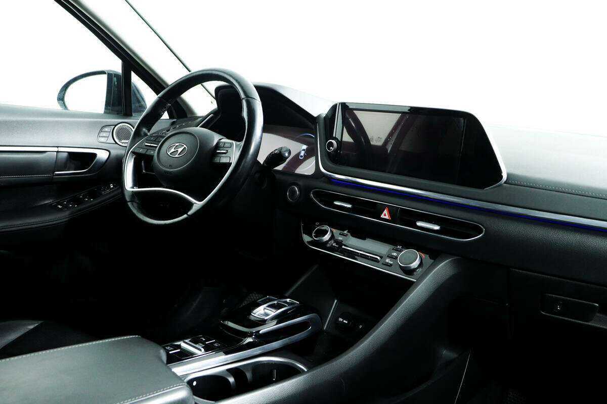 Hyundai Sonata с пробегом — 2020 год. Фото: #8