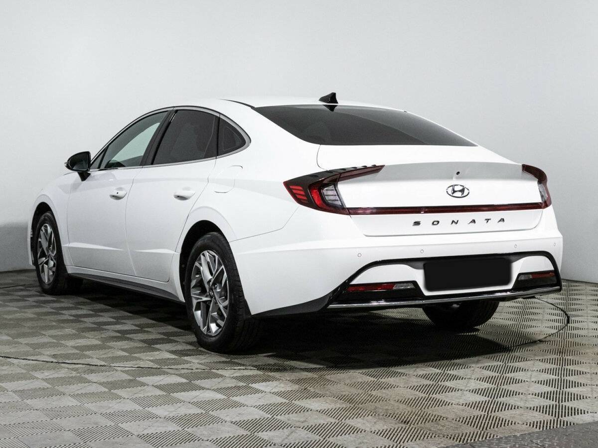 Hyundai Sonata с пробегом — 2020 год. Фото: #6