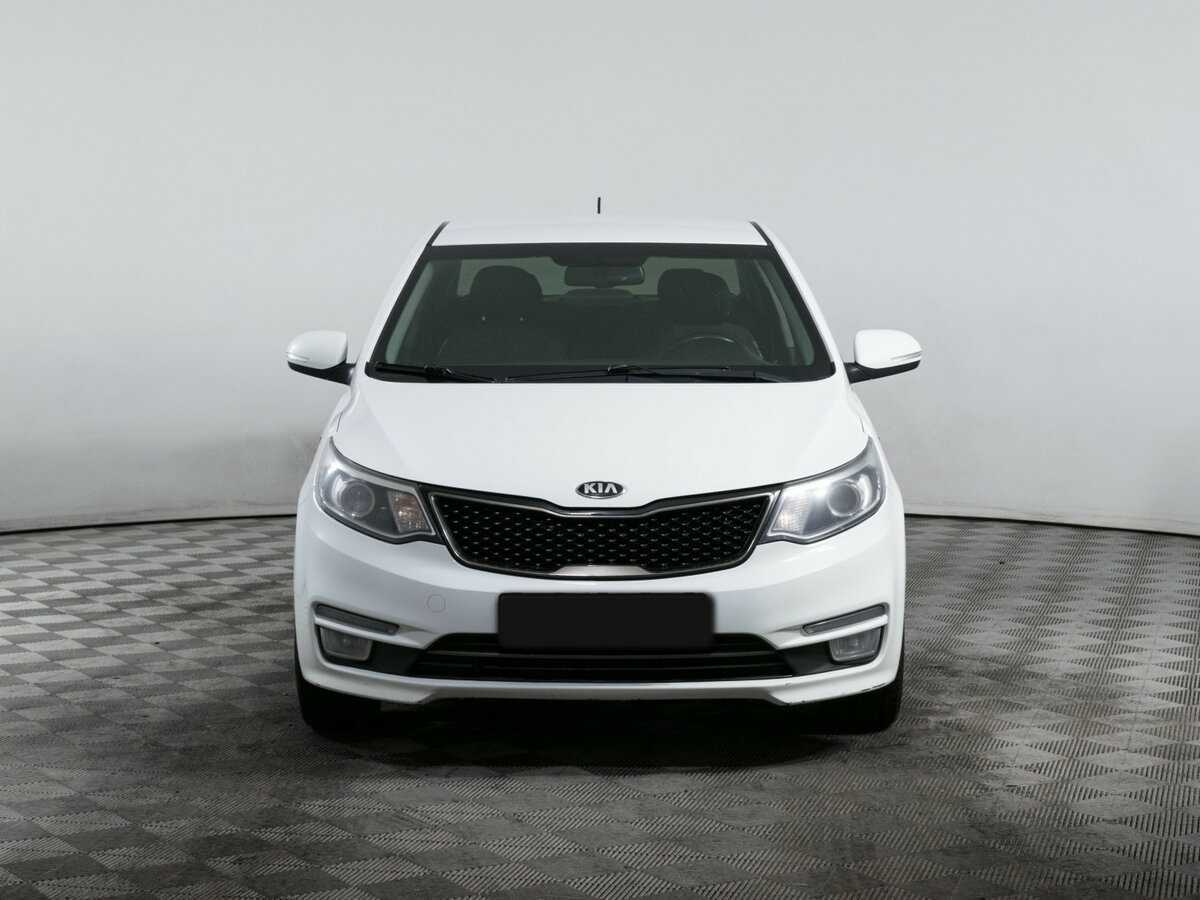 Kia Rio с пробегом — 2016 год. Фото: #1