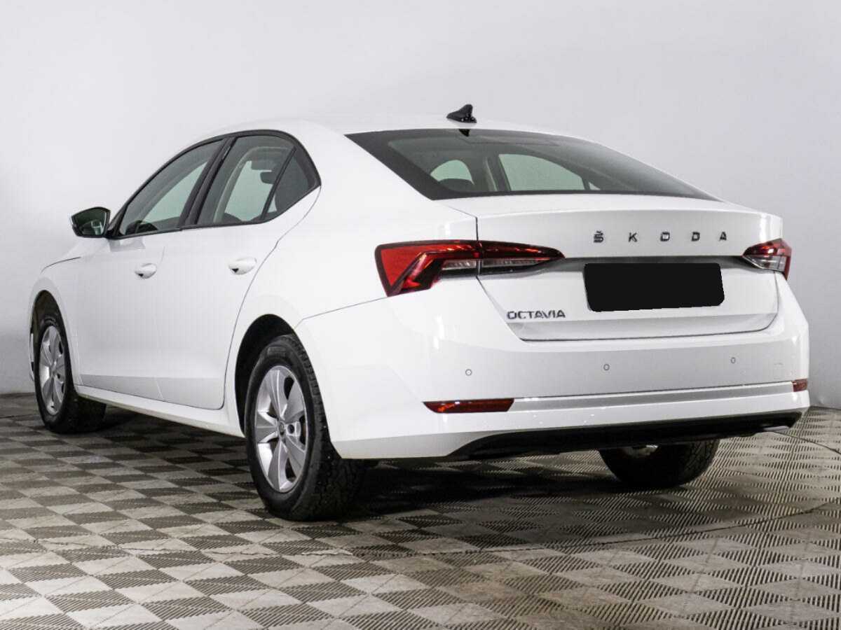 Skoda Octavia с пробегом — 2021 год. Фото: #5