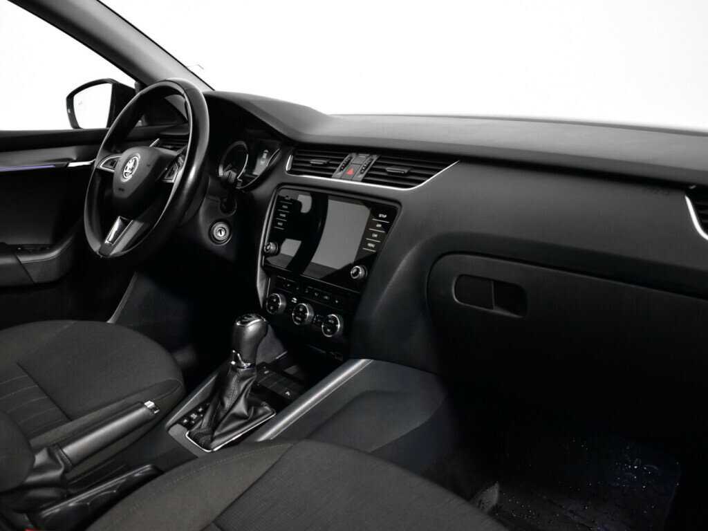 Skoda Octavia с пробегом — 2018 год. Фото: #8