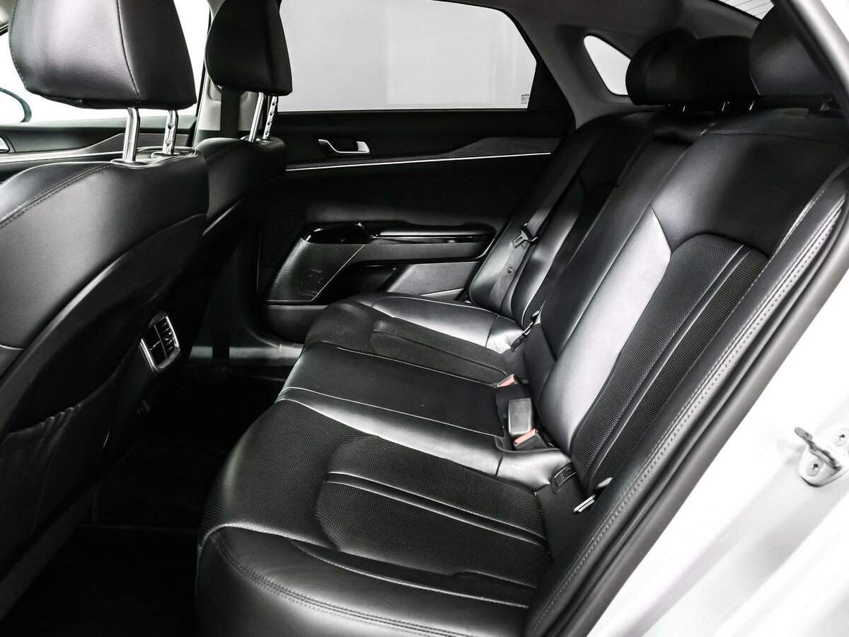 Kia K5 с пробегом — 2021 год. Фото: #11