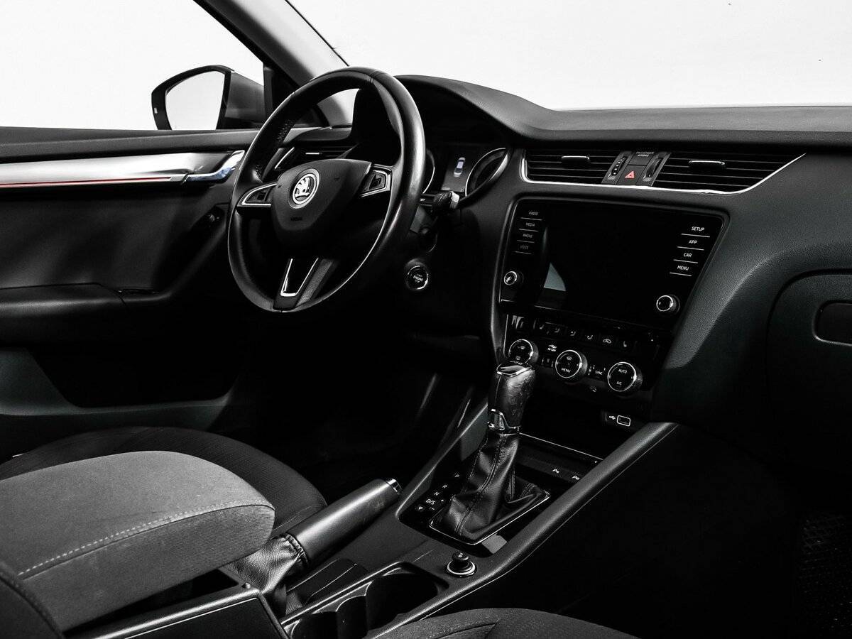 Skoda Octavia с пробегом — 2018 год. Фото: #8