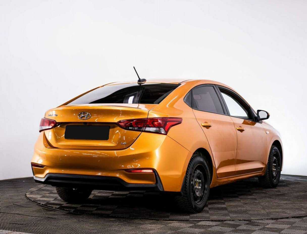 Hyundai Solaris с пробегом — 2018 год. Фото: #5