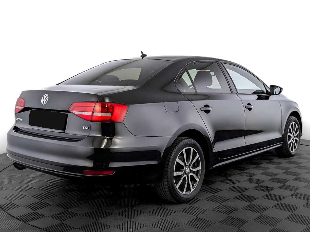 Volkswagen Jetta с пробегом — 2015 год. Фото: #4