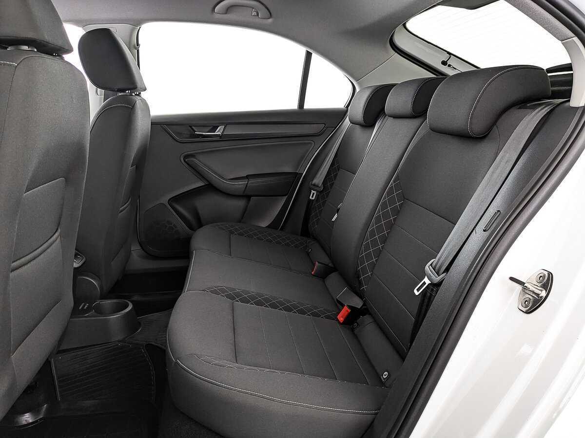 Skoda Rapid с пробегом — 2020 год. Фото: #16