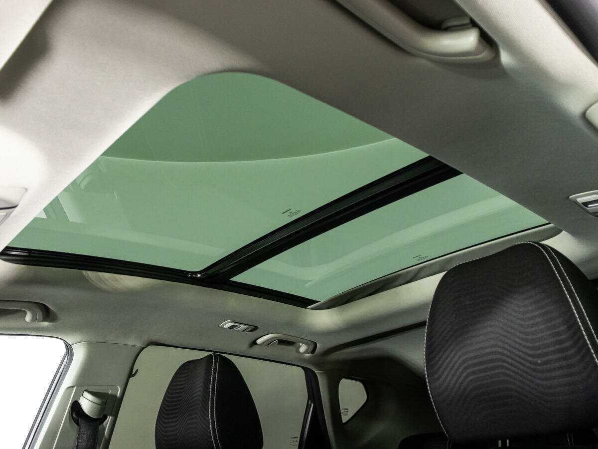 Geely Coolray с пробегом — 2022 год. Фото: #18