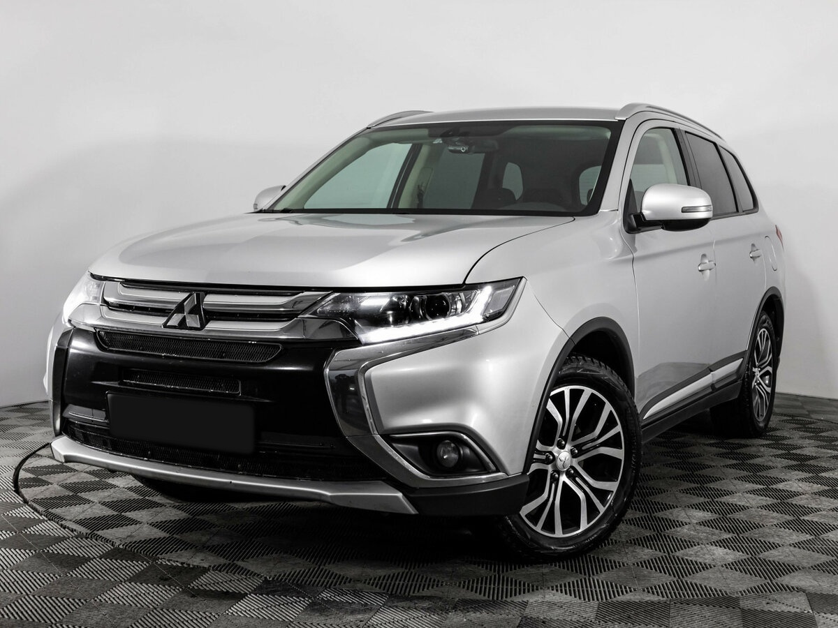 Mitsubishi Outlander с пробегом — 2018 год. Фото: #0