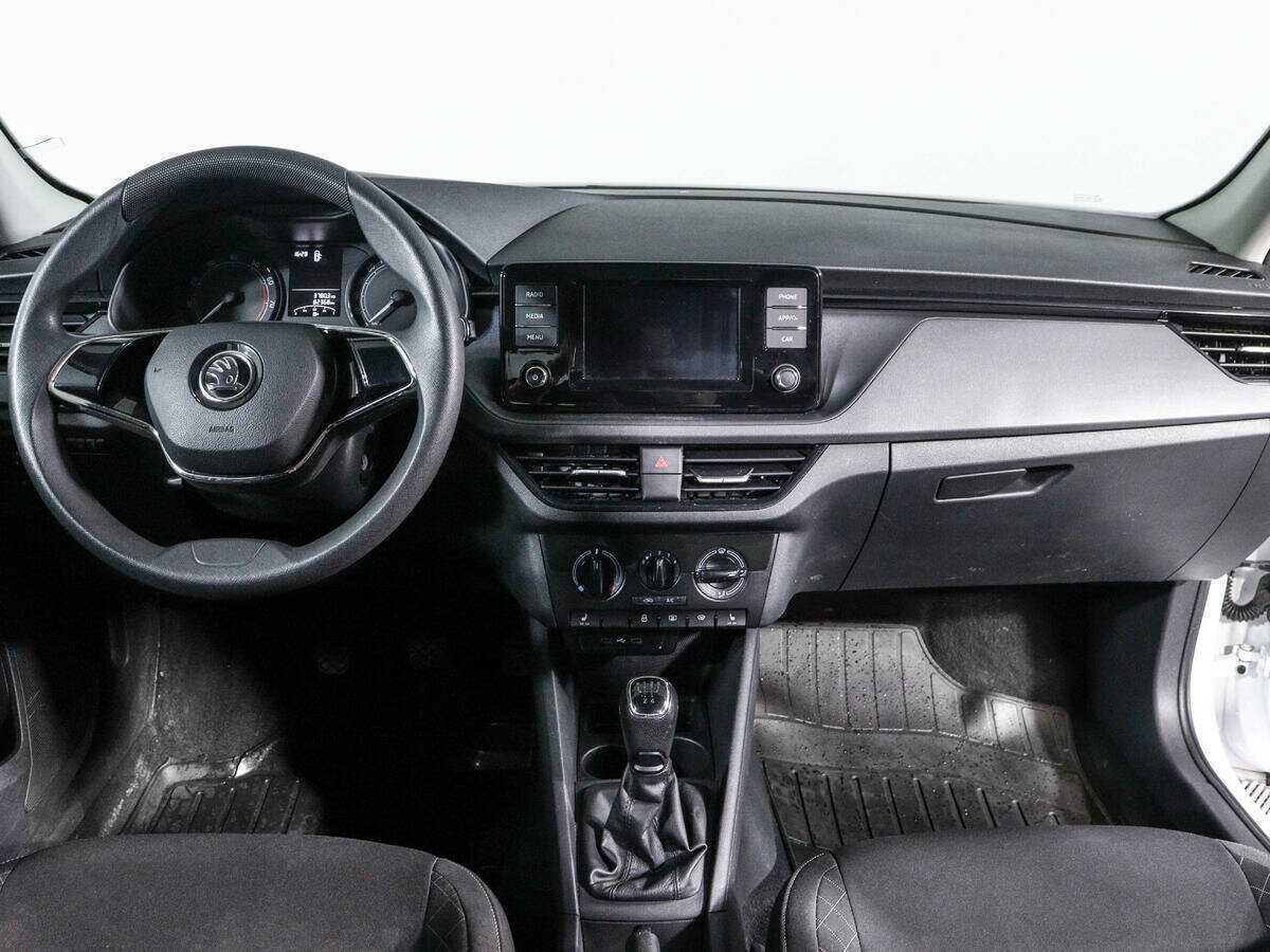 Skoda Rapid с пробегом — 2020 год. Фото: #11