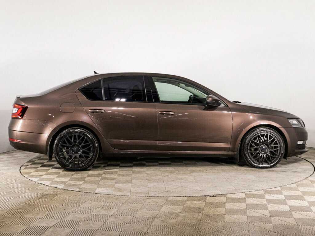 Skoda Octavia с пробегом — 2017 год. Фото: #3