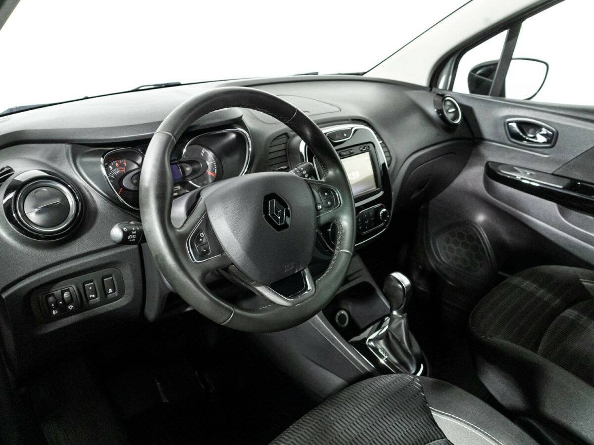 Renault Kaptur с пробегом — 2017 год. Фото: #10