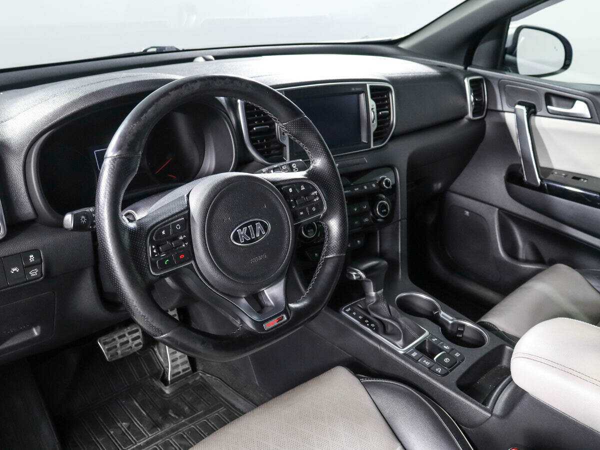 Kia Sportage с пробегом — 2016 год. Фото: #9