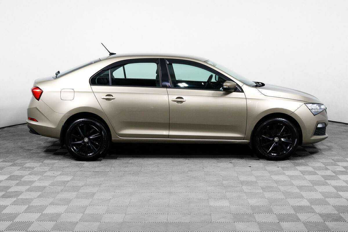 Skoda Rapid с пробегом — 2020 год. Фото: #3