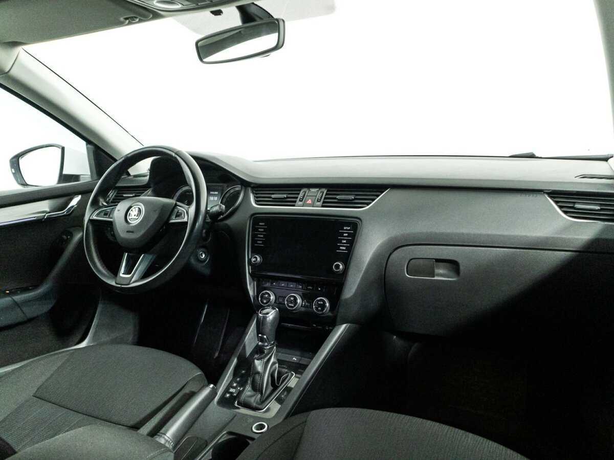 Skoda Octavia с пробегом — 2017 год. Фото: #8
