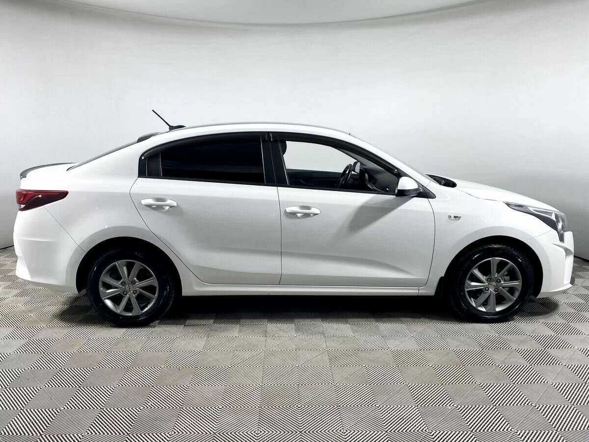 Kia Rio с пробегом — 2021 год. Фото: #2