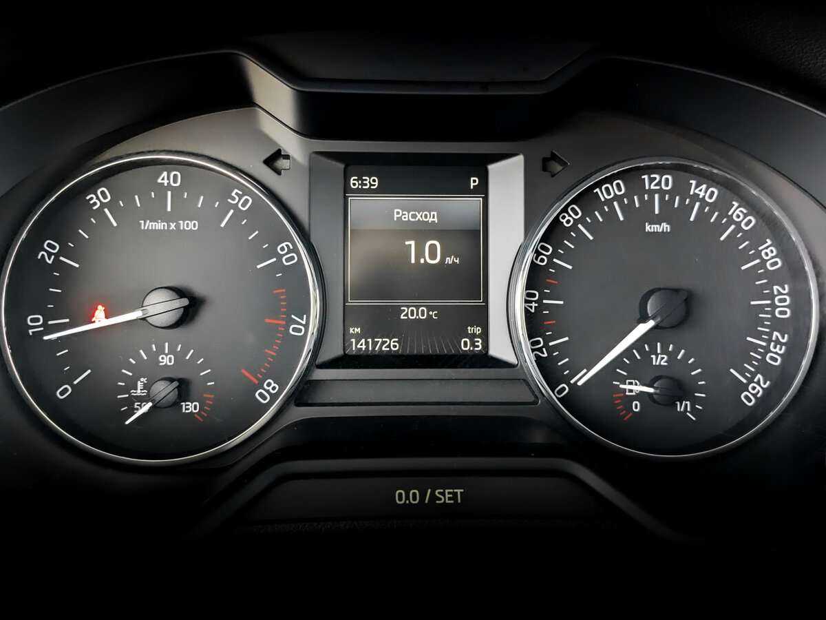 Skoda Octavia с пробегом — 2016 год. Фото: #9